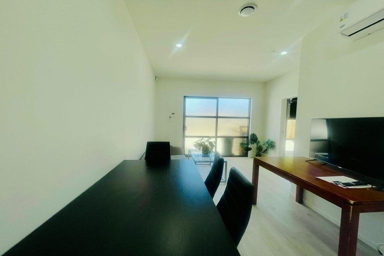 Photo of property in 37d Court Town Close, Mangere, Auckland, 2022