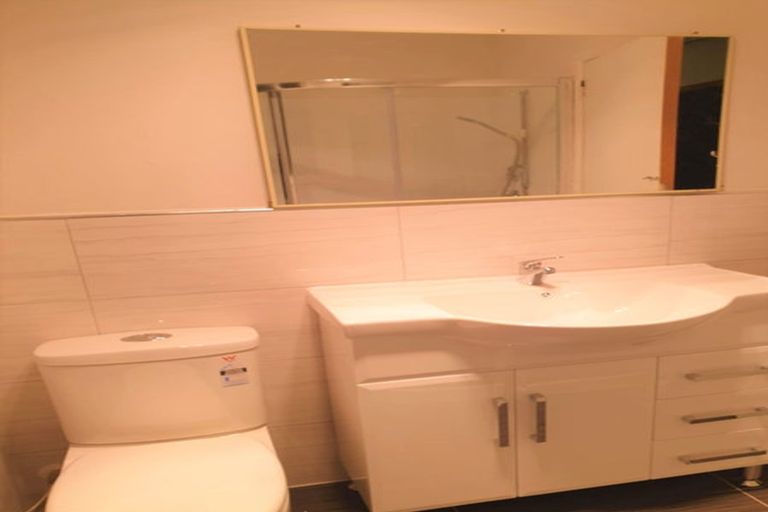 Photo of property in 18 Rimu Street, New Lynn, Auckland, 0600