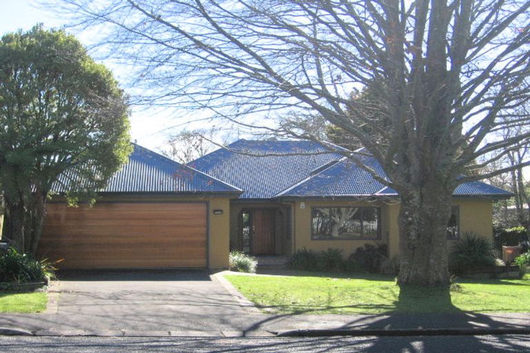 Photo of property in 5 Strowan Avenue, Fairfield, Hamilton, 3214