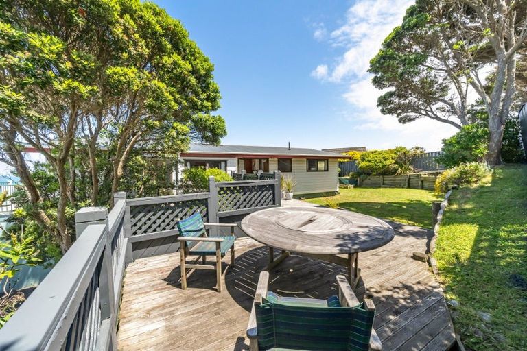 Photo of property in 174 Buckley Road, Southgate, Wellington, 6023