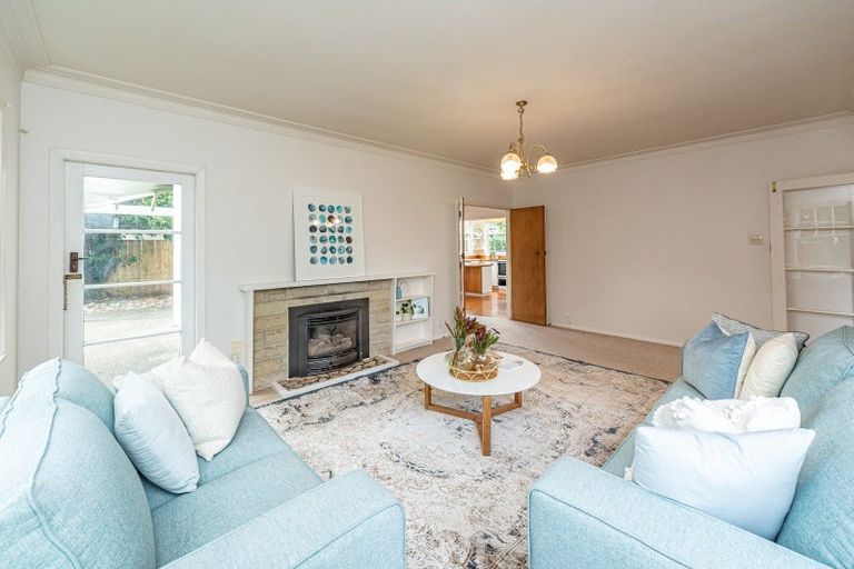 Photo of property in 11 Saint Leonard Street, Saint Johns Hill, Whanganui, 4501