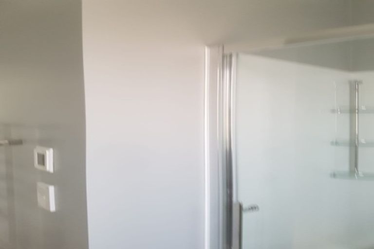 Photo of property in 37 Tauhinu Road, Miramar, Wellington, 6022