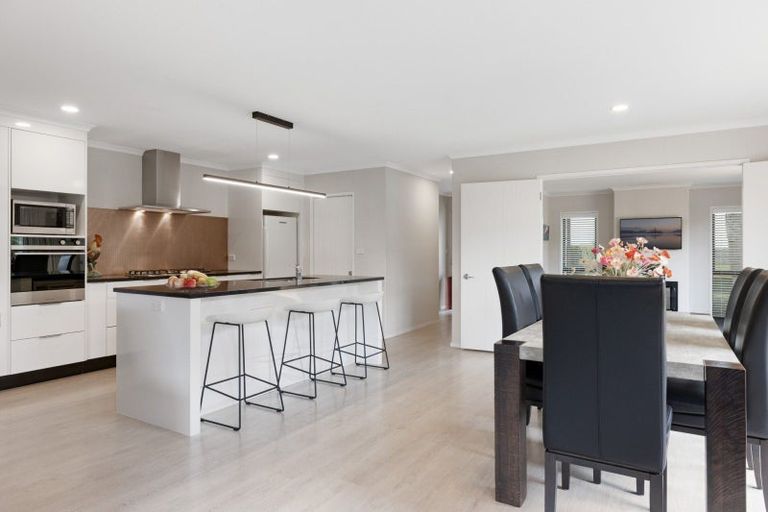 Photo of property in 20 Montia Close, Papamoa Beach, Papamoa, 3118