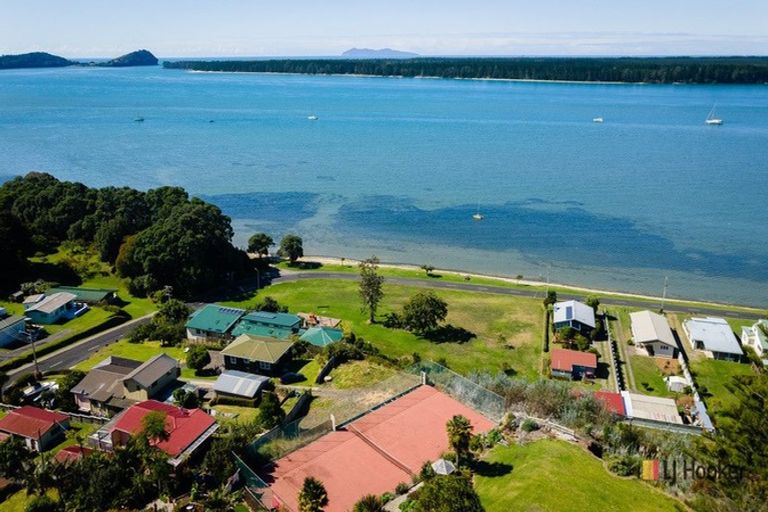 Photo of property in 30a Harbour View Road, Tahawai, Katikati, 3170