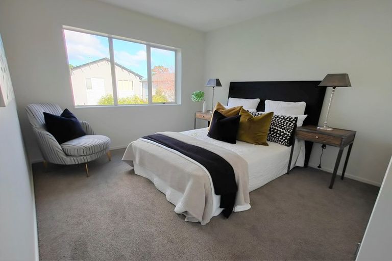 Photo of property in 12 Pecan Place, Avondale, Auckland, 0600