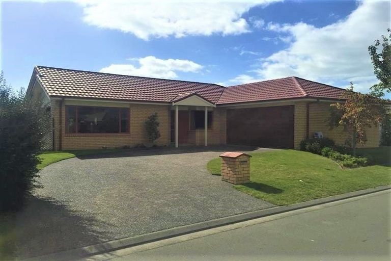 Photo of property in 3 Blythfield Place, Taradale, Napier, 4112