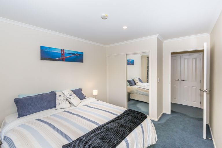 Photo of property in 54 Westpark Drive, Burnside, Christchurch, 8053