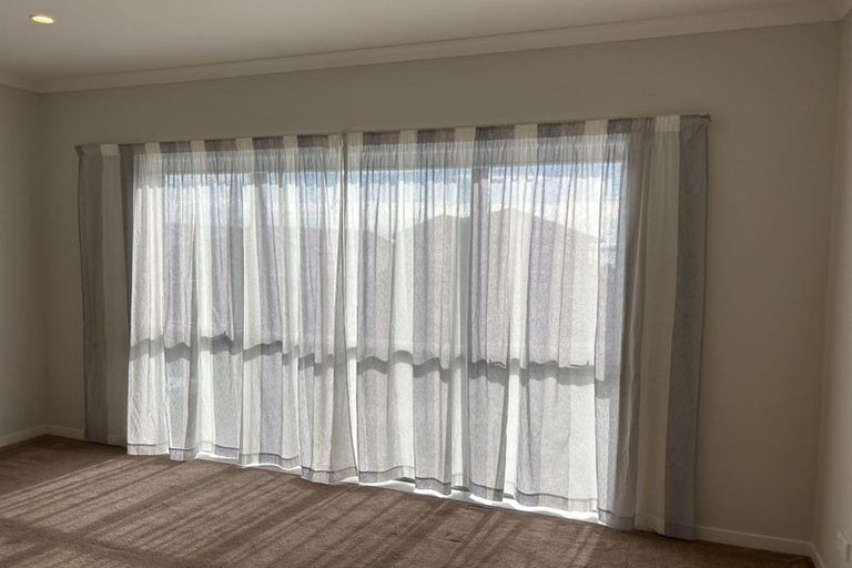 Photo of property in 50 Headland Drive, Long Bay, Auckland, 0630