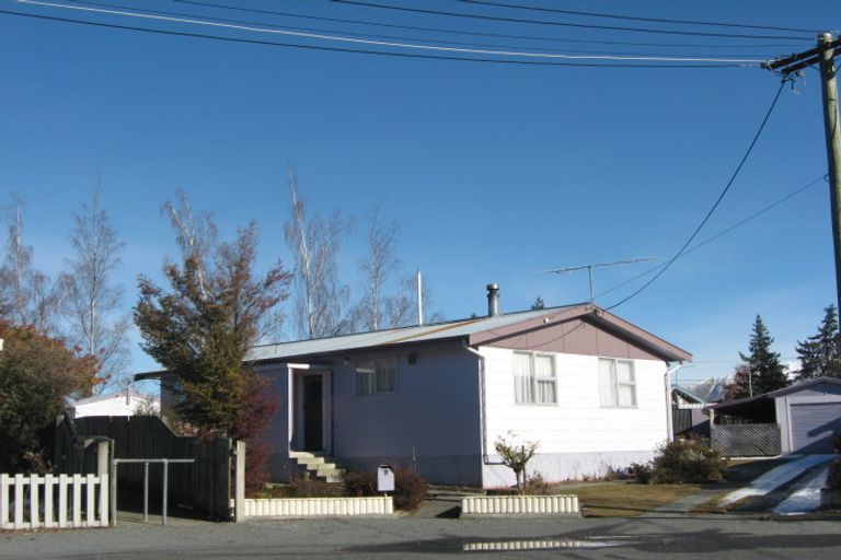 Photo of property in 9 Bendrose Place, Twizel, 7901
