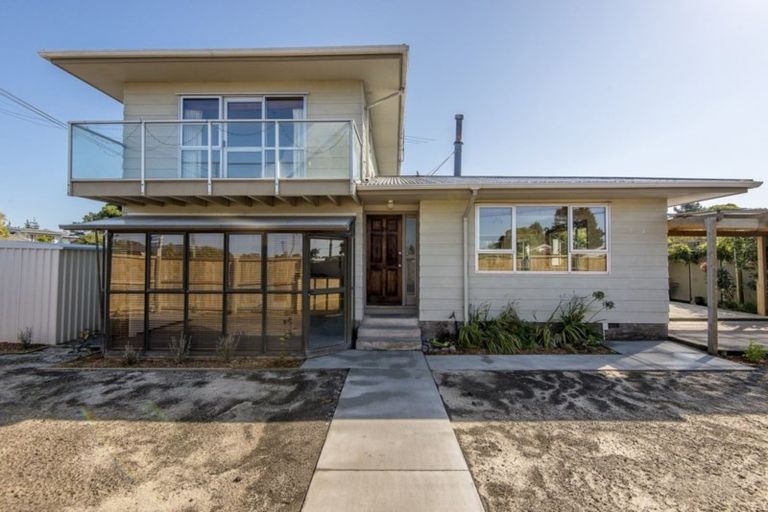 Photo of property in 322 Estuary Road, South New Brighton, Christchurch, 8062