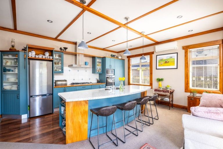 Photo of property in 117 Carrington Street, Lower Vogeltown, New Plymouth, 4310