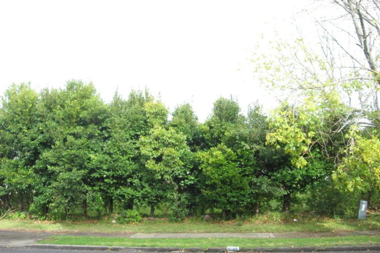 Photo of property in 1 Blanche Way, Half Moon Bay, Auckland, 2012