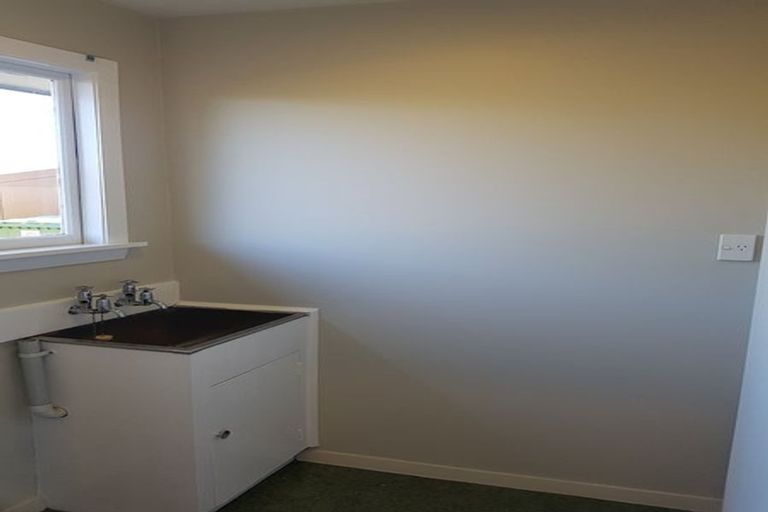 Photo of property in 15 Mortlake Street, Islington, Christchurch, 8042