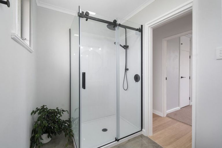 Photo of property in 3 Clifton Street, Bulls, 4818