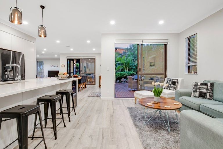 Photo of property in 3 Arriere Lane, Silverdale, 0932