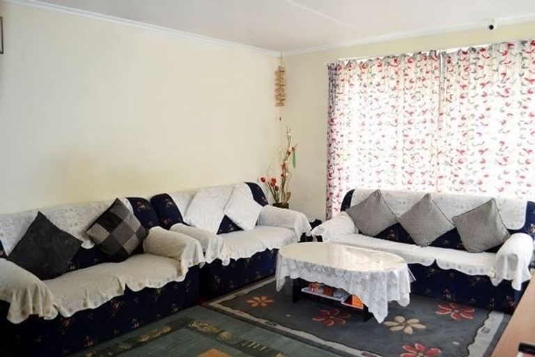 Photo of property in 48a Tironui Road, Takanini, 2112