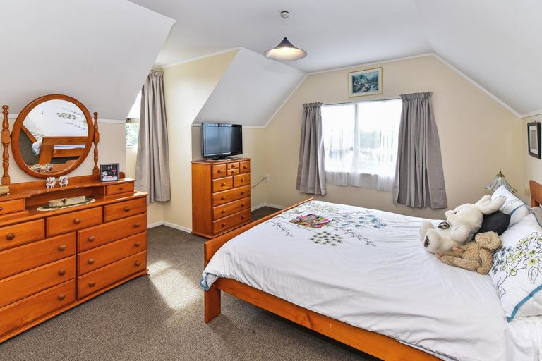 Photo of property in 164 Carnoustie Drive, Wattle Downs, Auckland, 2103