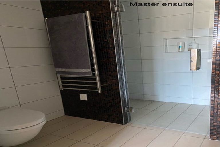 Photo of property in 603/1 Market Lane, Wellington Central, Wellington, 6011