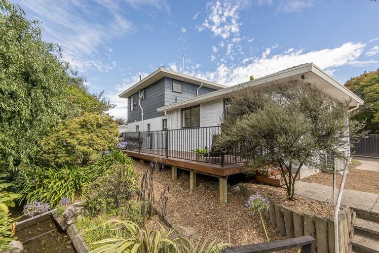 Photo of property in 12 Kaputone Place, Belfast, Christchurch, 8051