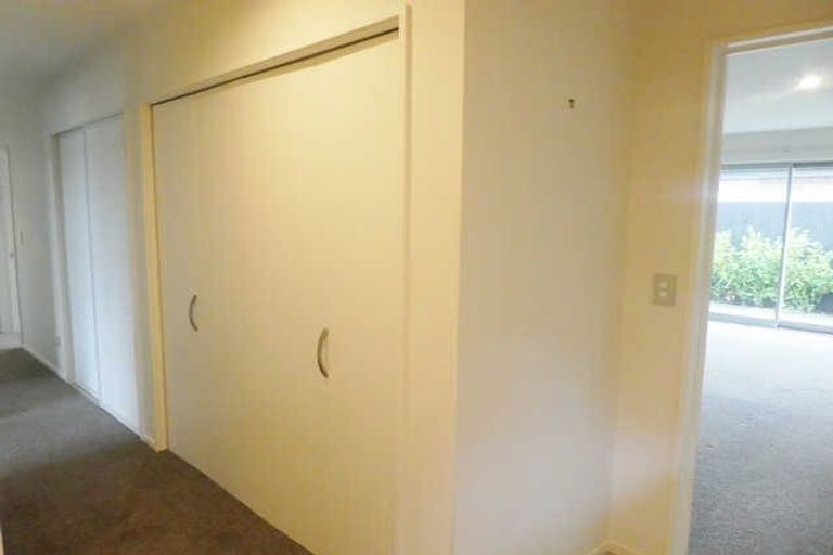 Photo of property in 1 Ader Close, Halswell, Christchurch, 8025