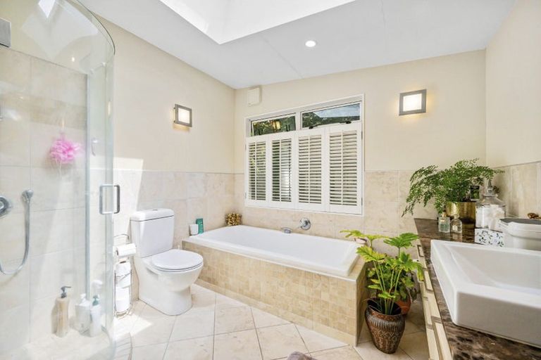 Photo of property in 69 Farnham Street, Mornington, Wellington, 6021