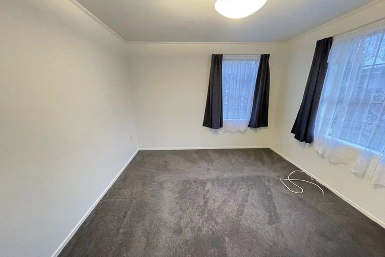 Photo of property in 11 Frostbite Place, Ranui, Auckland, 0612