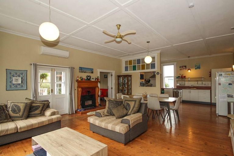 Photo of property in 46 Higginson Street, Otane, 4202