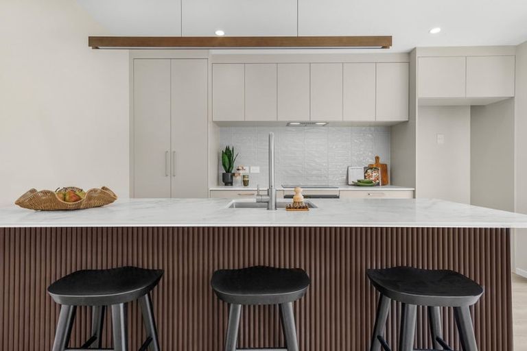 Photo of property in 14 Ngarara Road, Waikanae, 5036