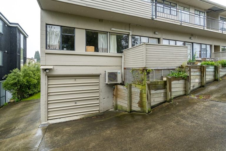 Photo of property in 1/120 London Street, Dunedin Central, Dunedin, 9016