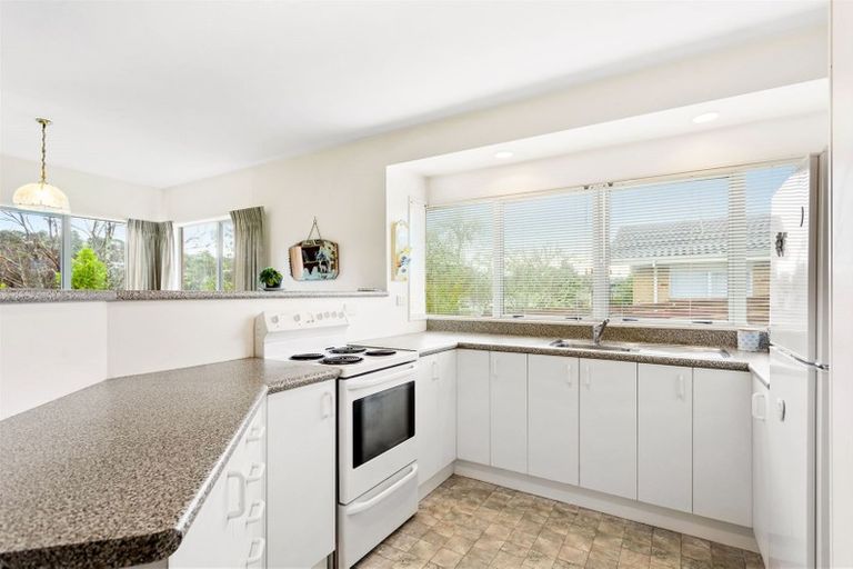 Photo of property in 79a Godley Road, Green Bay, Auckland, 0604