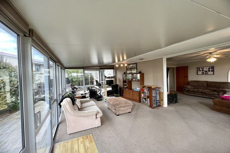 Photo of property in 15 Milford Street, Heidelberg, Invercargill, 9812