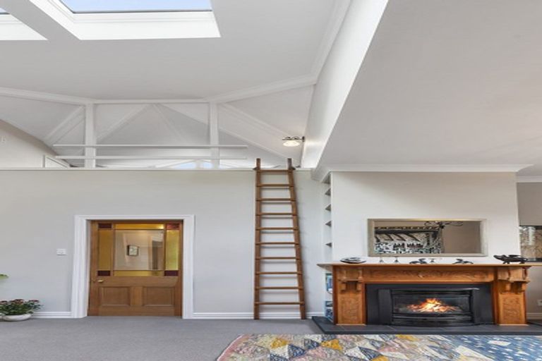 Photo of property in 131 Aro Street, Aro Valley, Wellington, 6021