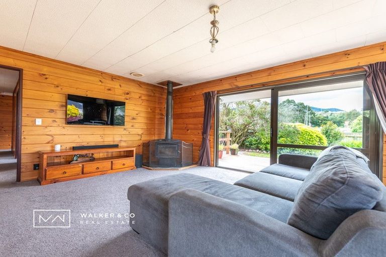 Photo of property in 84 Holdsworth Avenue, Trentham, Upper Hutt, 5018