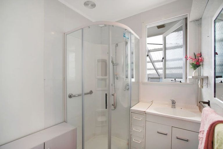 Photo of property in 56 Sheehan Avenue, Papakura, 2110