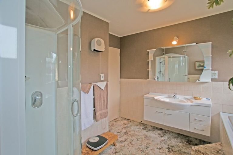 Photo of property in 107 Gladstone Terrace, Gladstone, Invercargill, 9810