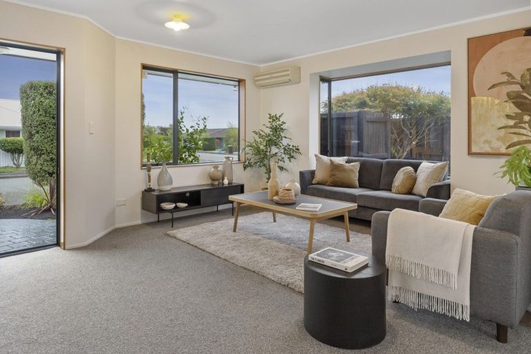 Photo of property in 1 Vining Crescent, Stoke, Nelson, 7011