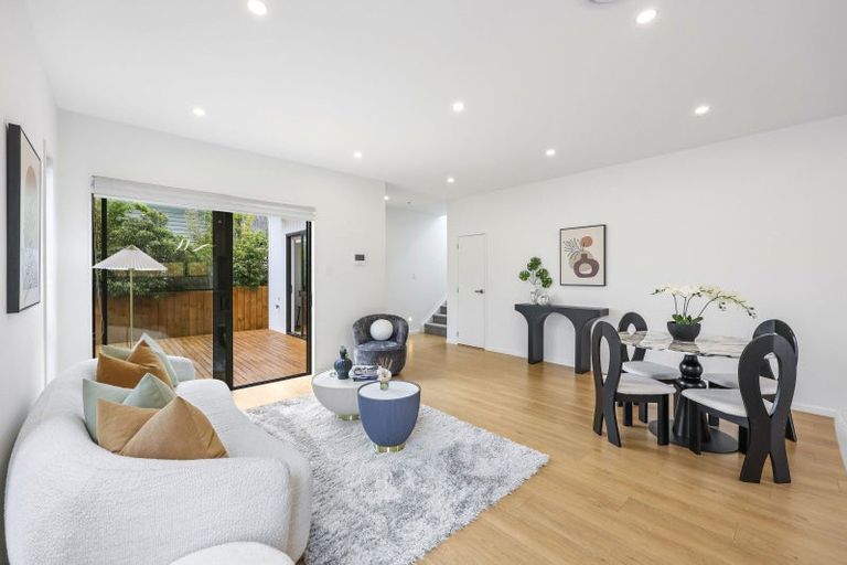 Photo of property in 19b Ervine Place, Bucklands Beach, Auckland, 2014