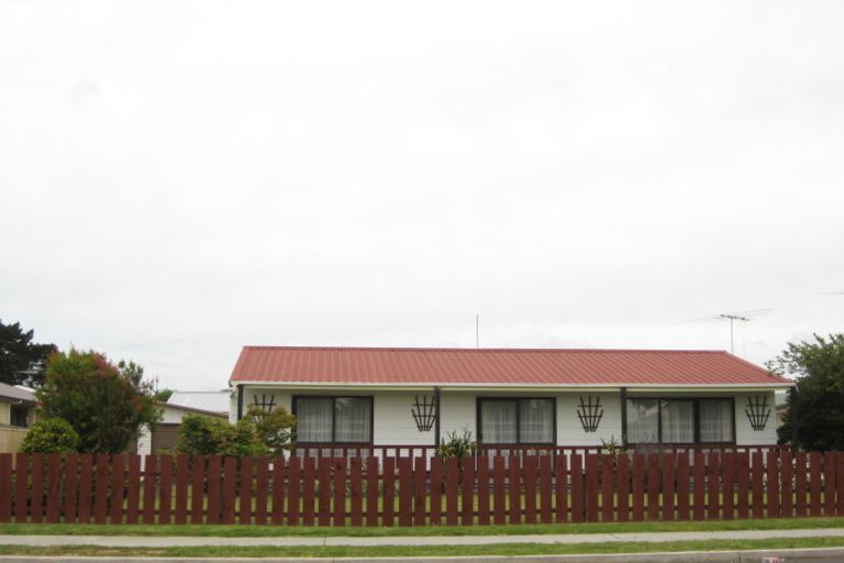 Photo of property in 165 Queen Street, Pukekohe, 2120