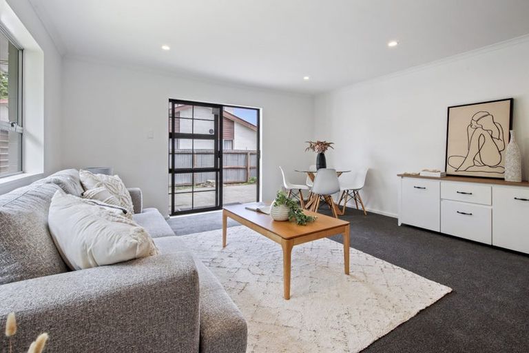 Photo of property in 2/18 Kawau Crescent, Bromley, Christchurch, 8062