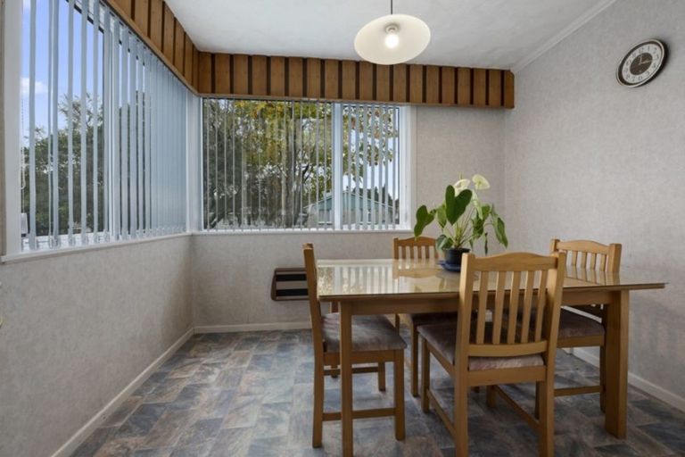 Photo of property in 4 Prestige Place, Maoribank, Upper Hutt, 5018