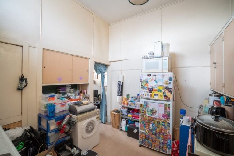 Photo of property in 90 Victoria Avenue, Palmerston North, 4410