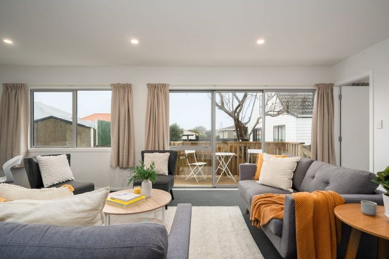 Photo of property in 7a Mclellan Street, Tawa, Wellington, 5028