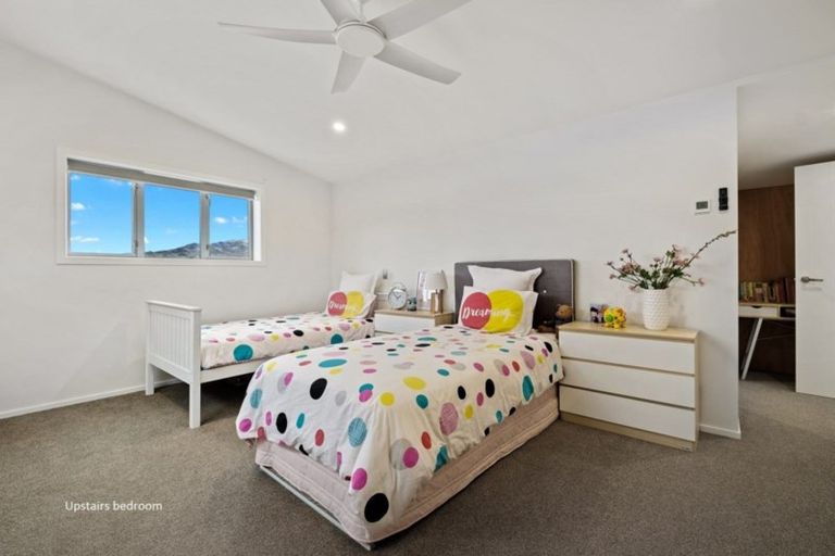 Photo of property in 25 Magnetic Place, Cromwell, 9310