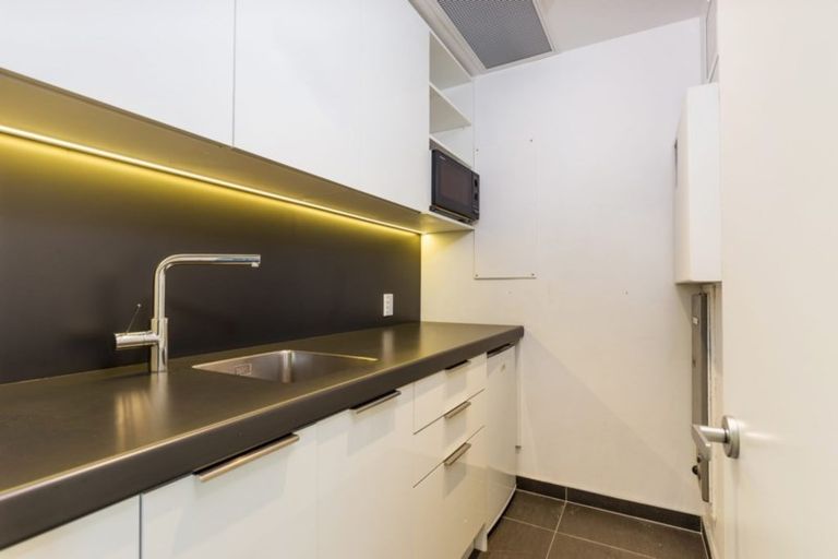 Photo of property in 71 Symonds Street, Royal Oak, Auckland, 1061