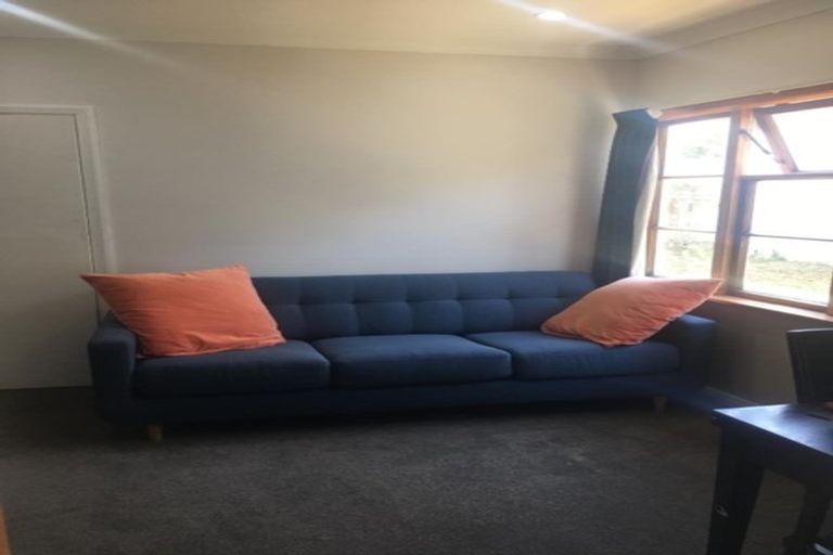 Photo of property in 35 Coates Street, Tawa, Wellington, 5028