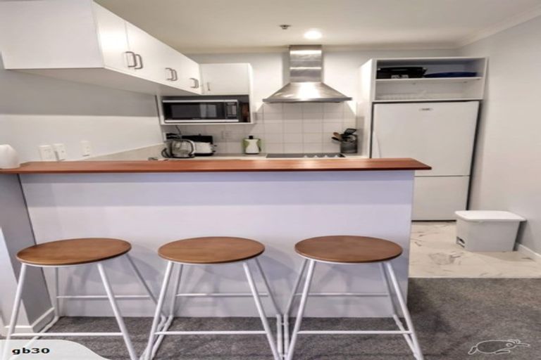 Photo of property in Terrace Heights Apartments, 14b/163 The Terrace, Wellington Central, Wellington, 6011