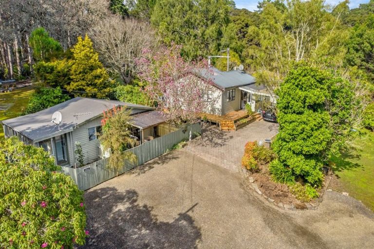 Photo of property in 14 Yelash Road, Massey, Auckland, 0614