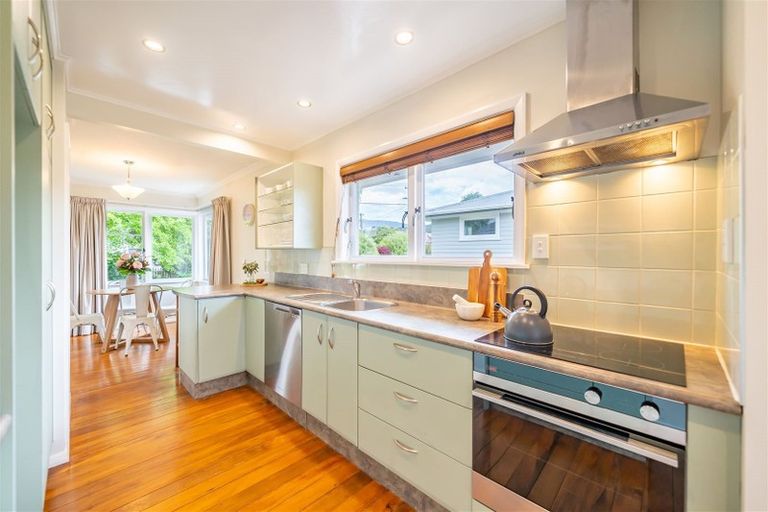 Photo of property in 19 Charles Street, Clouston Park, Upper Hutt, 5018