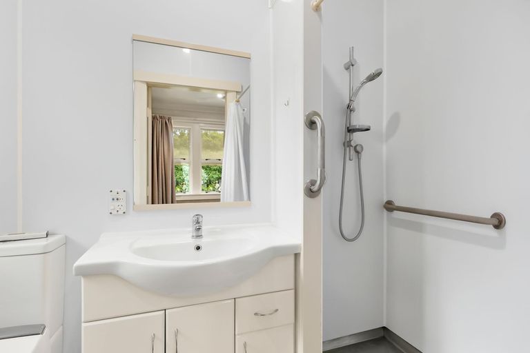 Photo of property in 64 Burwood Road, Matamata, 3400