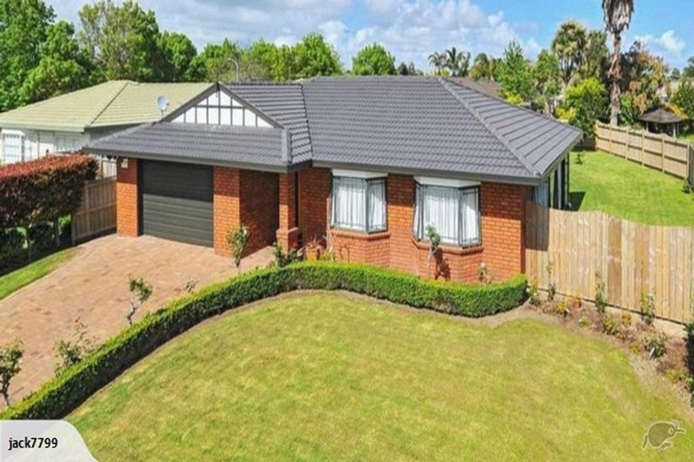 Photo of property in 3 Glenross Drive, Wattle Downs, Auckland, 2103